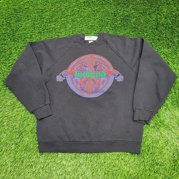 Vintage Ireland Celtic Sweatshirt Womens Large 21x24 Black - Picture 1 of 12